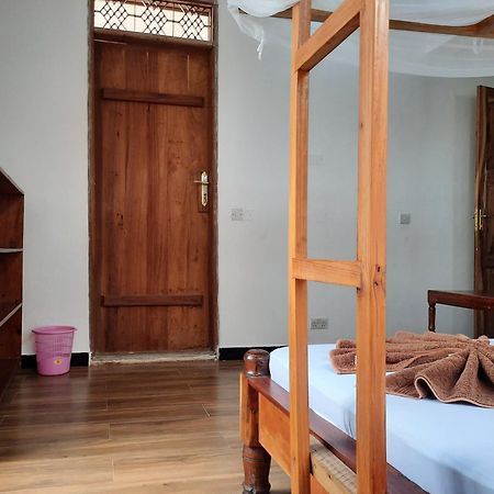 לינה וארוחת בוקר נונגווי Kajificheni House מראה חיצוני תמונה