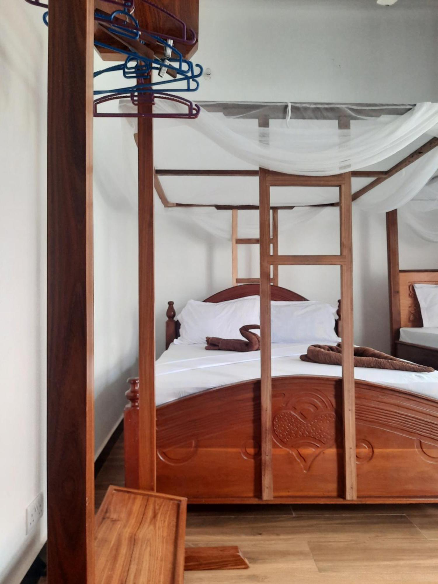 לינה וארוחת בוקר נונגווי Kajificheni House מראה חיצוני תמונה
