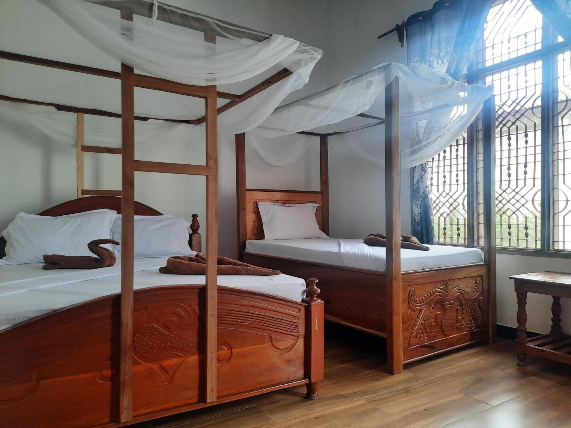 לינה וארוחת בוקר נונגווי Kajificheni House מראה חיצוני תמונה