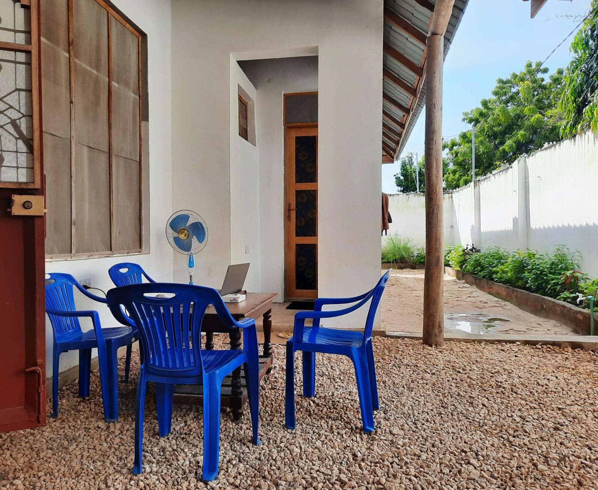 לינה וארוחת בוקר נונגווי Kajificheni House מראה חיצוני תמונה