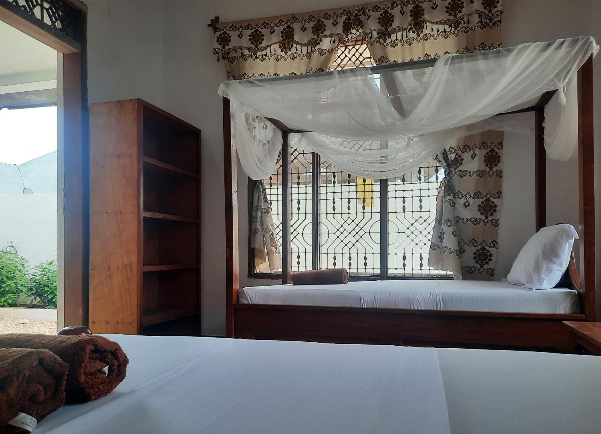 לינה וארוחת בוקר נונגווי Kajificheni House מראה חיצוני תמונה
